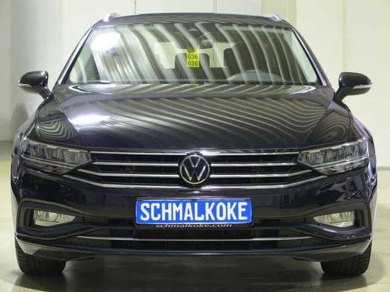 Deep black pearlescent Gebraucht 2022 VW Passat Business Kombi | 23.500 € (Guter Preis) - Bild 1/4
