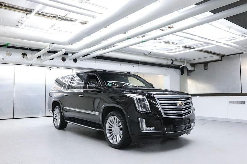 Schwarz Gebraucht 2018 Cadillac Escalade SUV | 39.900 € - Bild 1/4