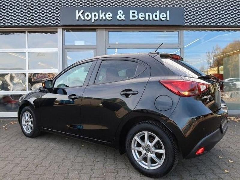 Gebraucht Mazda 2 Edition 90 PS (66 kW) 2015 Schwarz Limousine