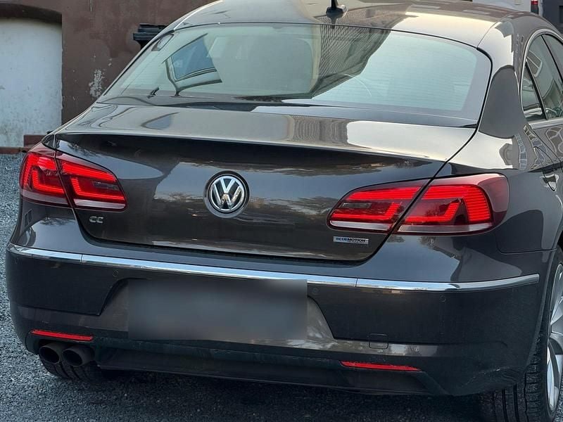 Usata VW Passat 140 CV (102 kW) 2012 Marrone Berlina