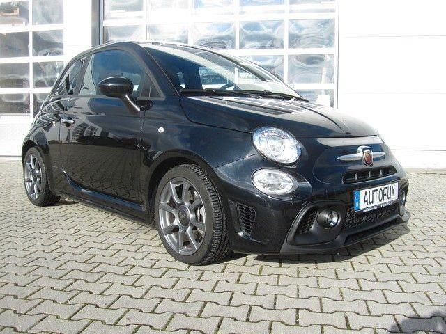 Schwarz Gebraucht 2023 Abarth 595 Kleinwagen | 22.250 € (Guter Preis) - Bild 1/4