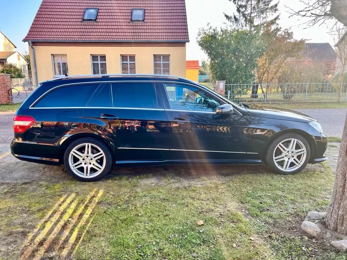 Brugt Mercedes E220 AMG 170 HK (125 kW) 2011 Sort Stationcar