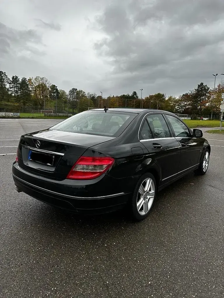 Gebraucht Mercedes C200 Avantgarde 184 PS (135 kW) 2007 Schwarz Limousine