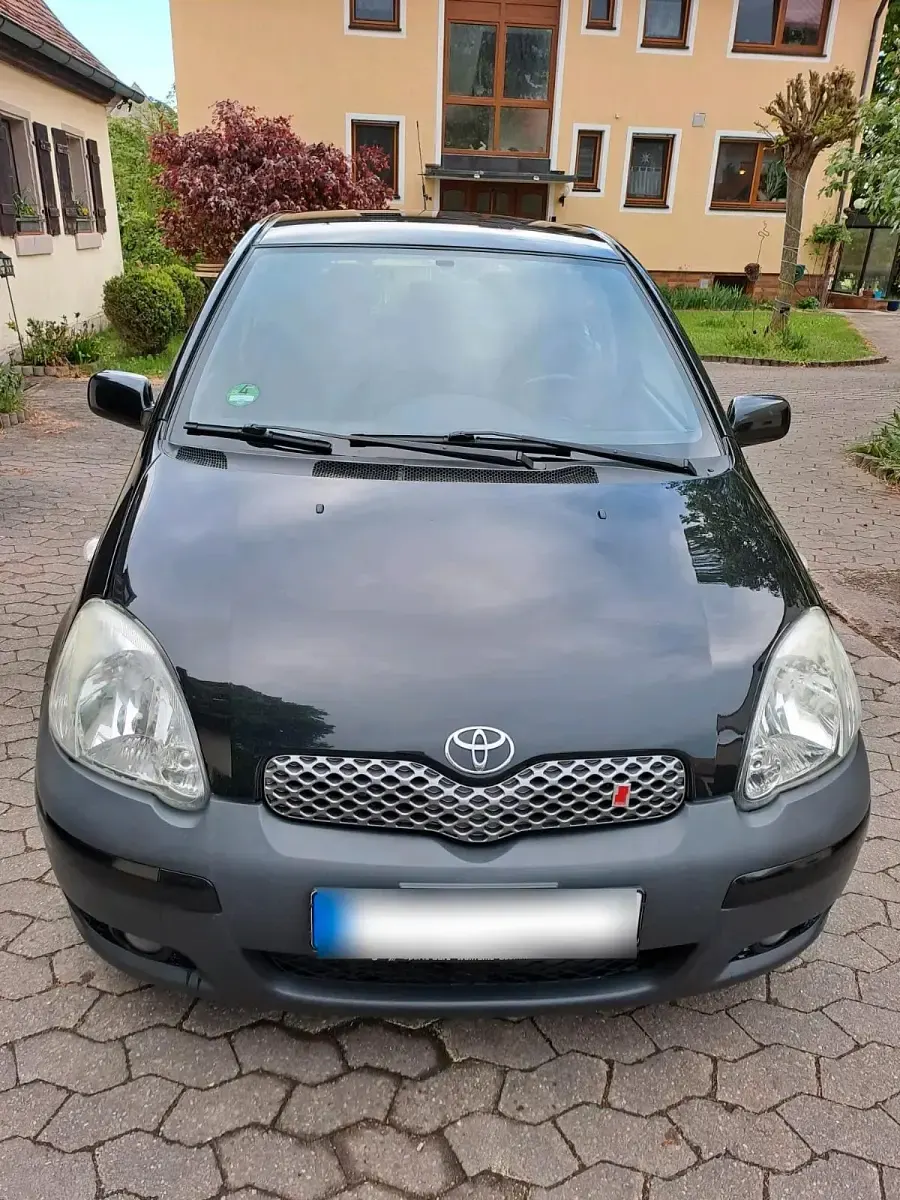Gebraucht Toyota Yaris Edition 87 PS (63 kW) 2005 Schwarz Kleinwagen