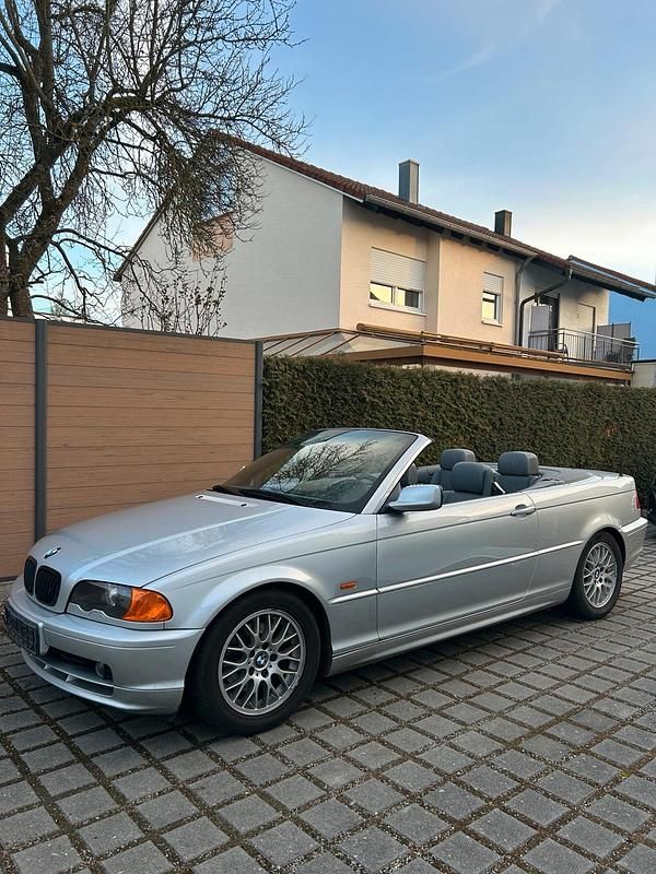 Gebraucht BMW 320 Cabriolet 170 PS (125 kW) 2000 Silber Cabrio