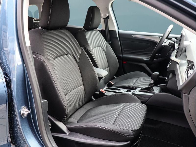 Neu Ford Focus 155 PS (114 kW) 2025 Blau Kombi