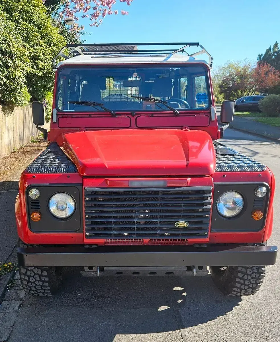 Gebraucht Land Rover Defender S 122 PS (89 kW) 2000 Rot Kombi