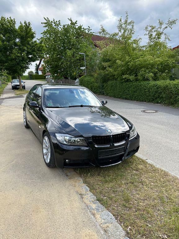 Schwarz Gebraucht 2006 BMW 325 Sport Line Limousine | 7.000 € (Fairer Preis) - Bild 1/4