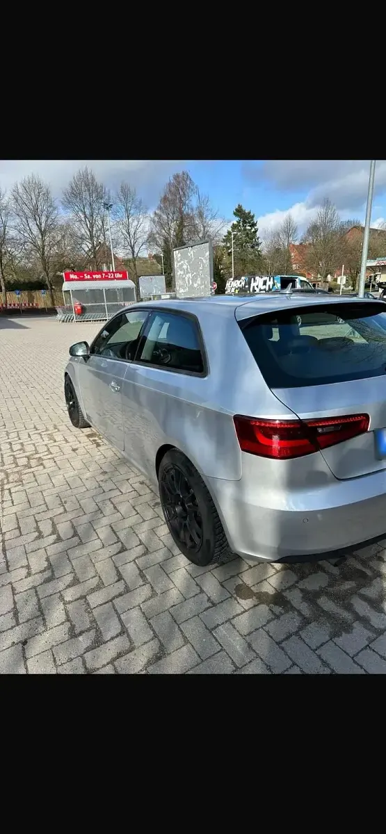 Gebraucht Audi A3 Premium 105 PS (77 kW) 2013 Grau Limousine