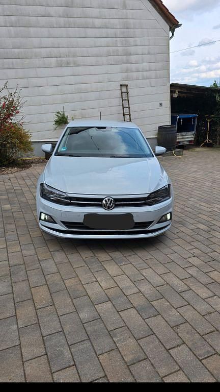 Gebraucht VW Polo Highline 95 PS (69 kW) 2019 Weiß Kleinwagen