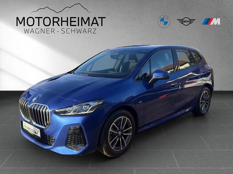 Blau Gebraucht 2024 BMW 218 Active Tourer Efficient Dynamics Van / Kleinbus | 28.480 € (Fairer Preis) - Bild 1/3