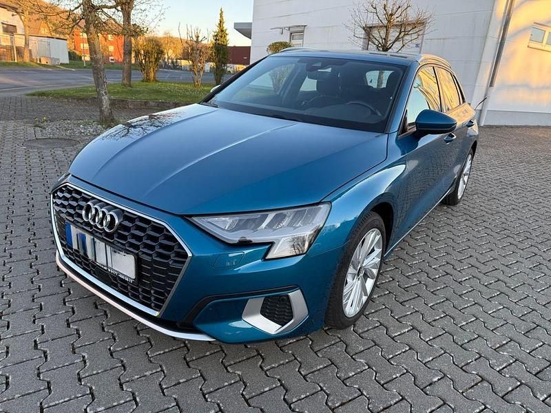Gebraucht Audi A3 Advanced 116 PS (85 kW) 2021 Blau Limousine
