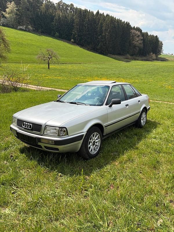 Second-hand Audi 80 133 CP (97 kW) 1992 Argintiu Berlinǎ