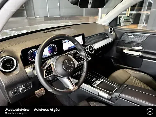 Gebraucht Mercedes GLB180 Advanced 136 PS (100 kW) 2025 Hightechsilber SUV