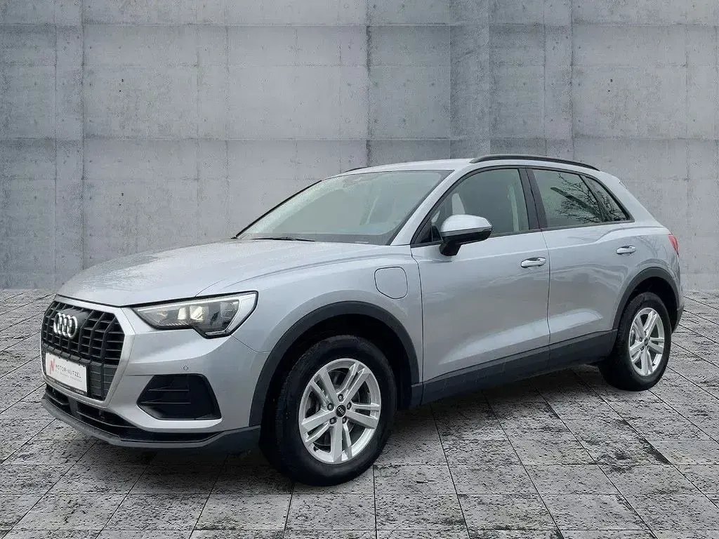 Gebraucht Audi Q3 Performance 245 PS (180 kW) 2022 Florettsilber metallic SUV