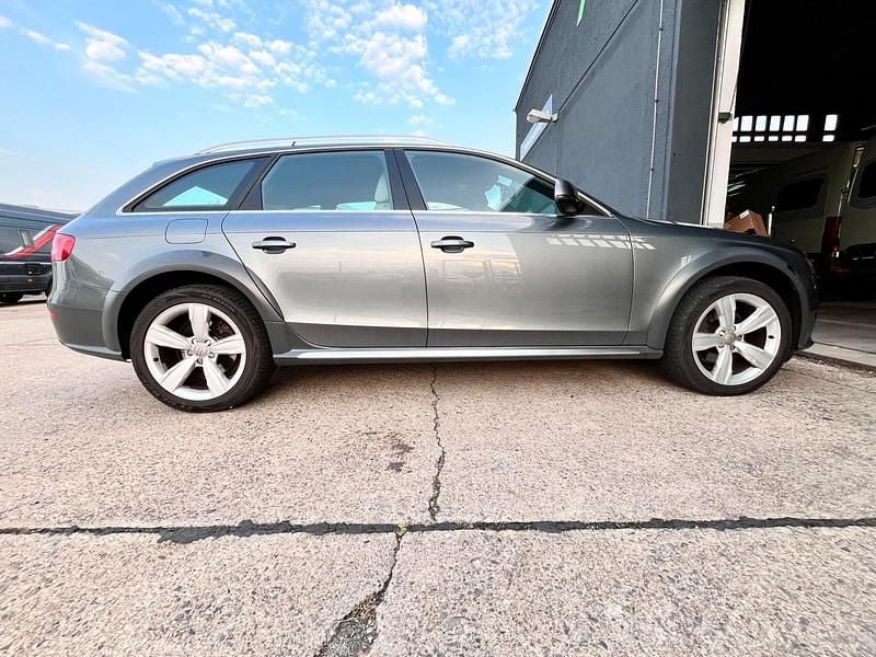 Gebraucht Audi A4 Allroad 211 PS (155 kW) 2011 Grau Kombi