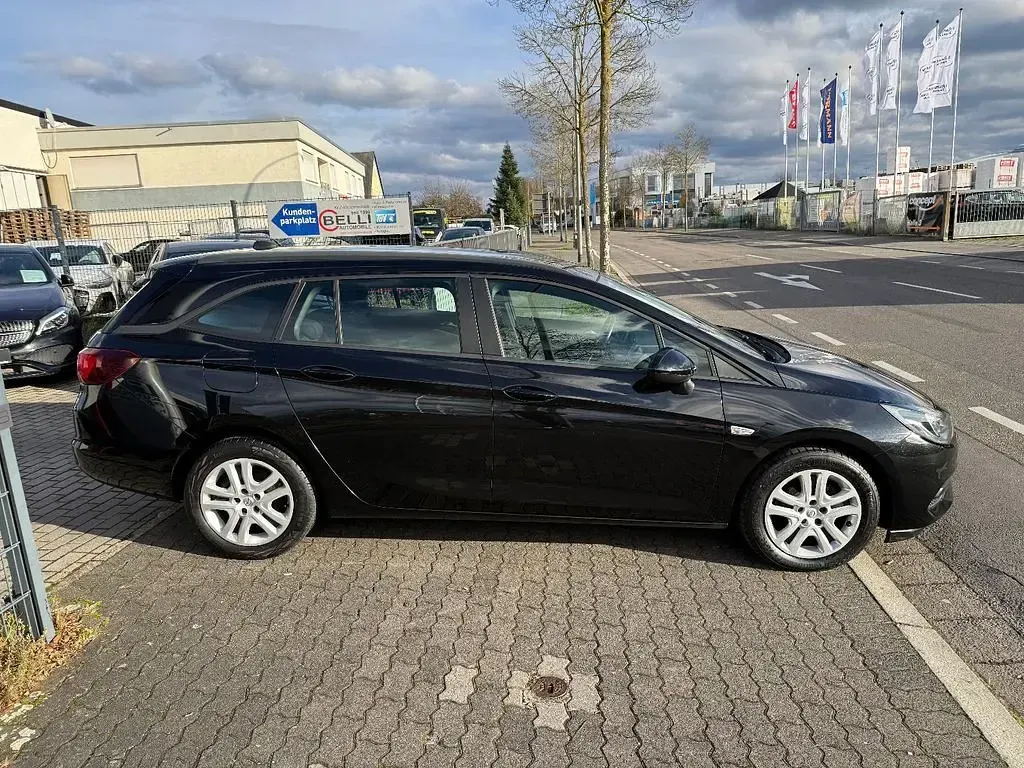 Gebraucht Opel Astra Edition 122 PS (89 kW) 2020 Schwarz Kombi