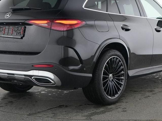 Gebraucht Mercedes GLC220 AMG 197 PS (144 kW) 2024 Lack obsidianschwarz SUV