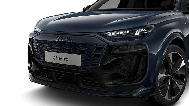 Gebraucht Audi Q6 e-tron S-Line 185 kW (252 PS) 2025 Blau SUV
