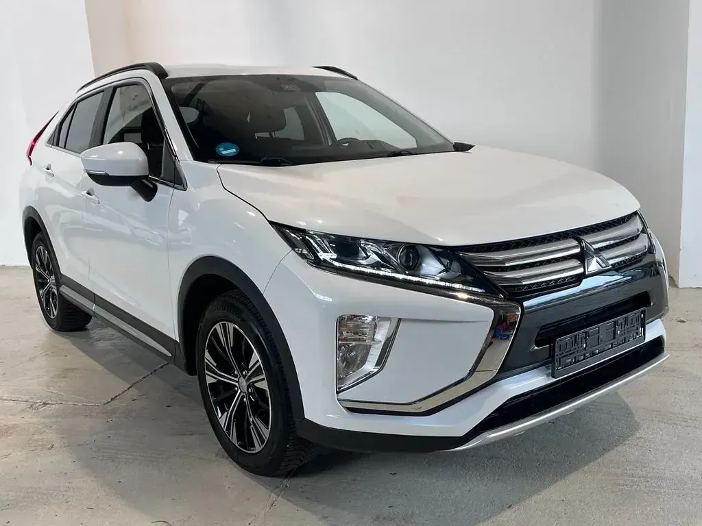 Usata Mitsubishi Eclipse Cross Plus 163 CV (119 kW) 2019 Bianco SUV