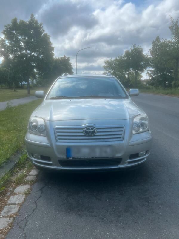 Silber Gebraucht 2005 Toyota Avensis Kombi | 1.800 € (Fairer Preis) - Bild 1/4