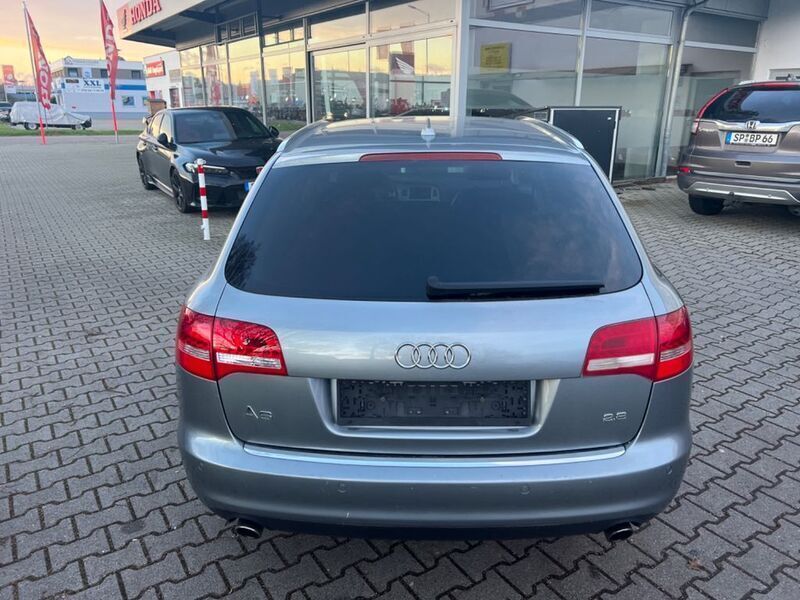 Gebraucht Audi A6 Advanced 190 PS (139 kW) 2010 Grau Kombi