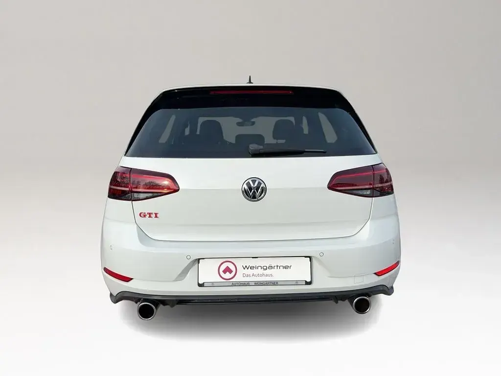 Second-hand VW Golf VII GTI 245 CP (180 kW) 2019 Alb Berlinǎ