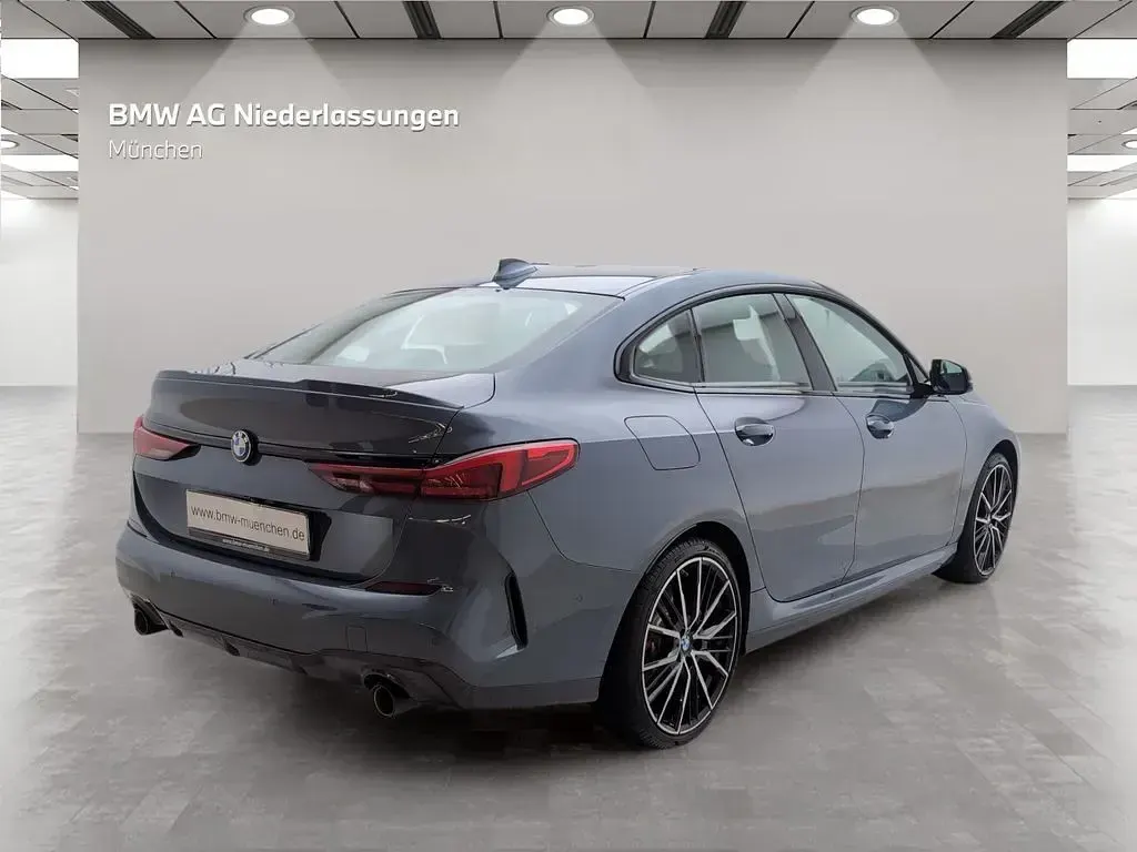 Gebraucht BMW 220 M Sport 178 PS (130 kW) 2024 Grau Coupé