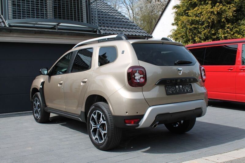 Gebraucht Dacia Duster 150 PS (110 kW) 2021 Beige SUV