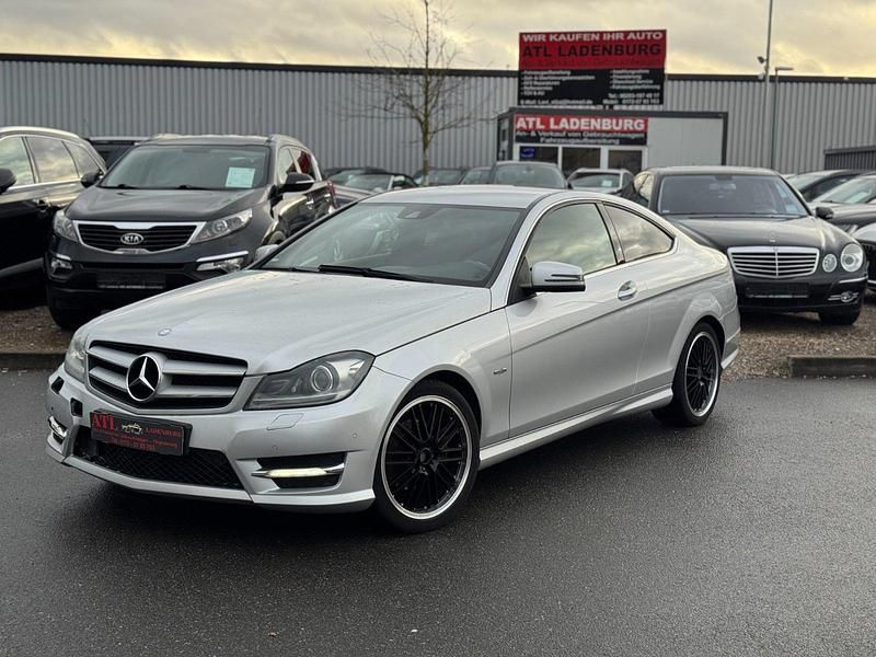 Second-hand Mercedes C250 204 CP (150 kW) 2012 Argintiu Coupe