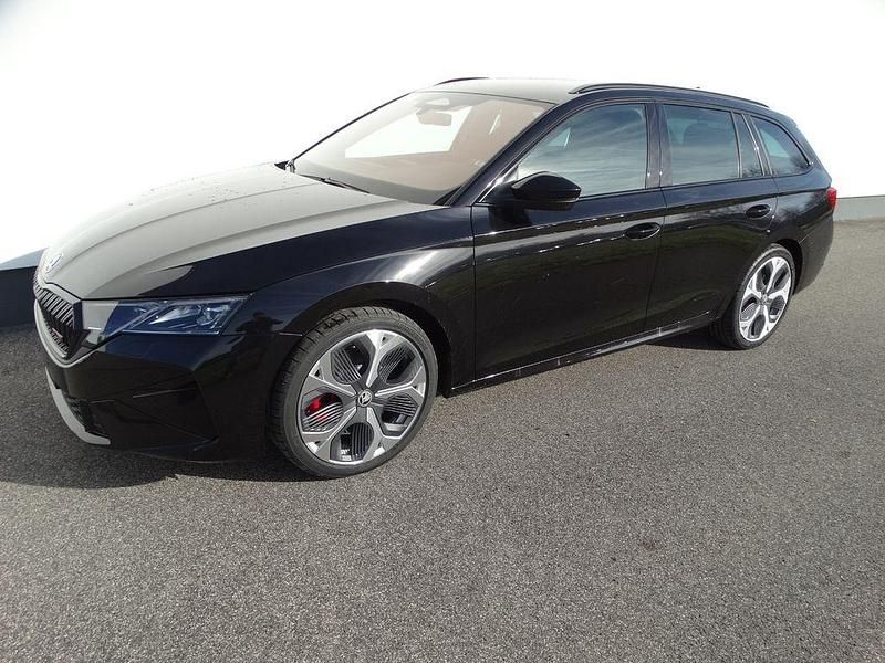 Neu Skoda Octavia RS 265 PS (194 kW) 2025 Schwarz Limousine