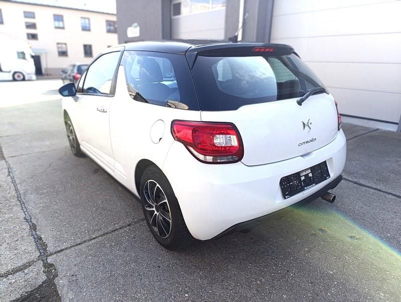 Gebraucht Citroën DS3 95 PS (69 kW) 2010 Weiß Kleinwagen