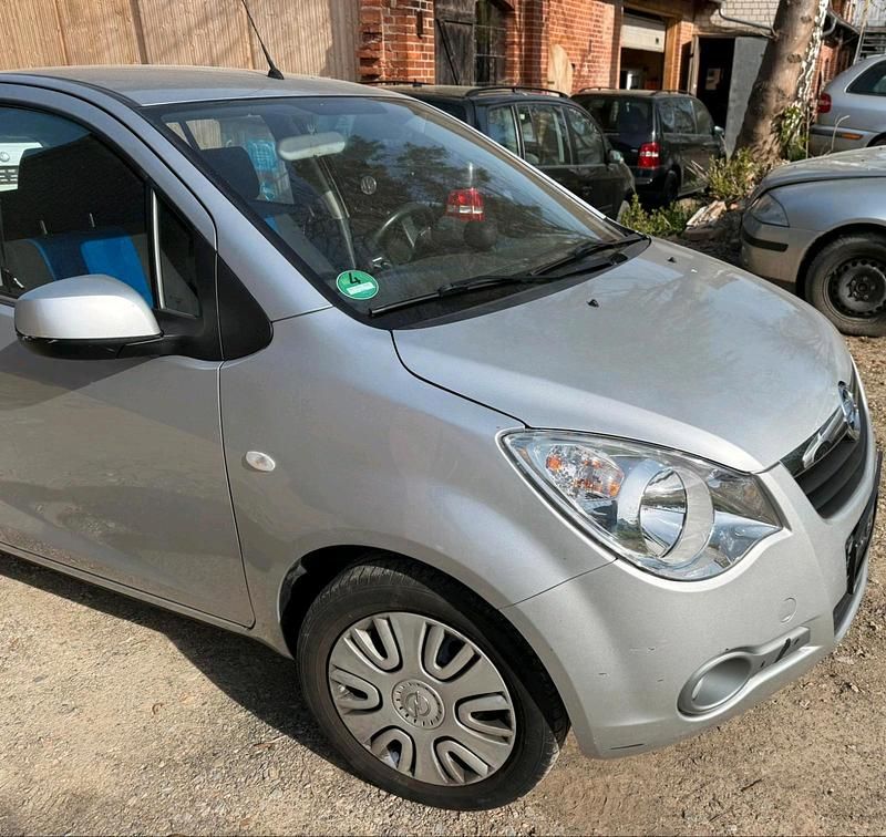 Usata Opel Agila 65 CV (47 kW) 2009 Argento Utilitaria