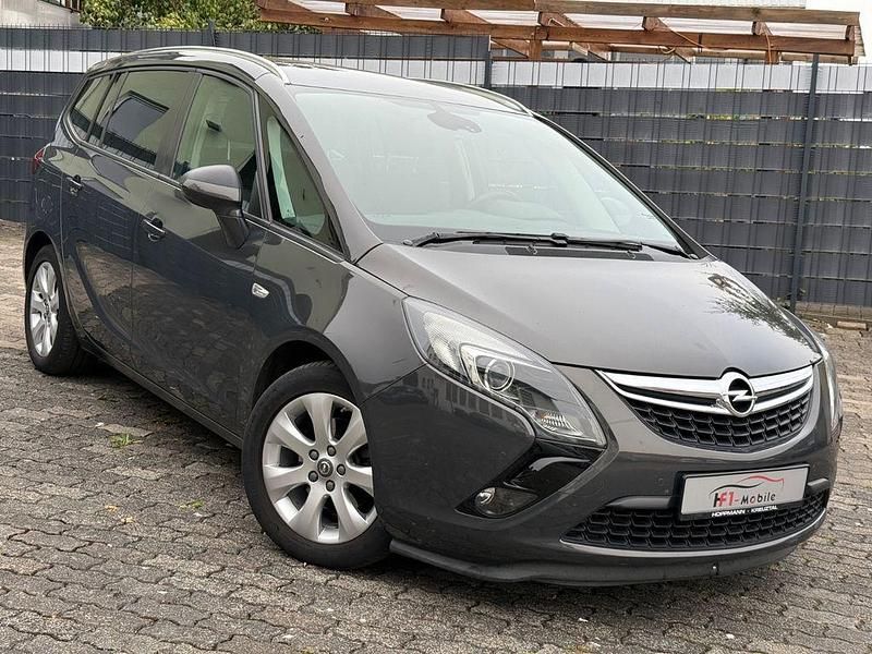 Grau Gebraucht 2016 Opel Zafira Tourer Style Van / Kleinbus | 8.400 € (Fairer Preis) - Bild 1/4
