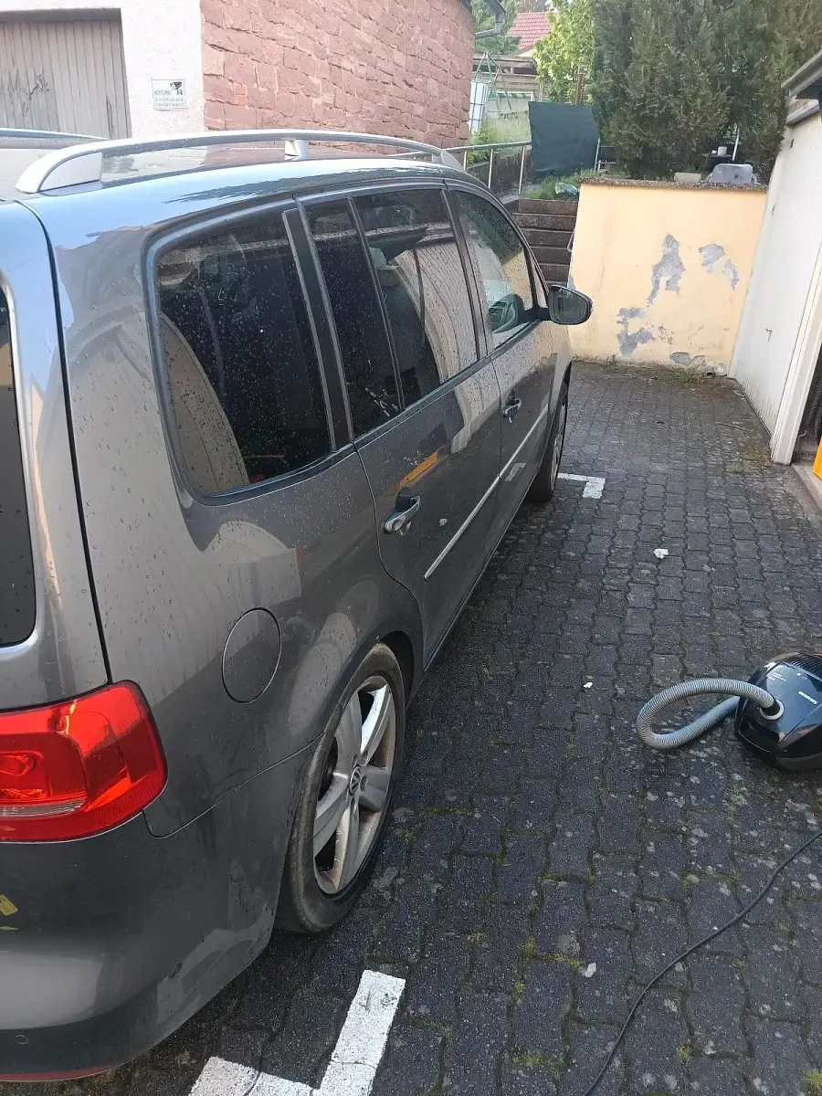 Gebraucht VW Touran 170 PS (125 kW) 2012 Silber Van / Kleinbus