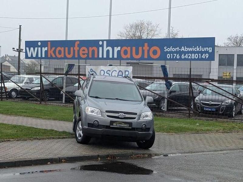 Gebraucht Chevrolet Captiva LS 136 PS (100 kW) 2011 Grau SUV