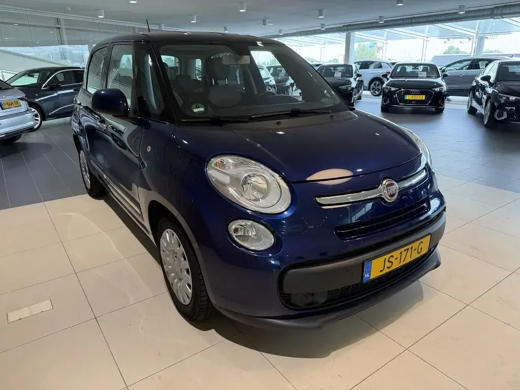 Gebraucht Fiat 500L Pop Star 105 PS (77 kW) 2016 Blau Van / Kleinbus