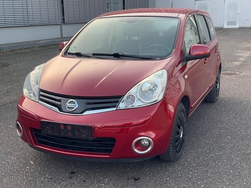 Gebraucht Nissan Note 85 PS (62 kW) 2012 Rot Kleinwagen
