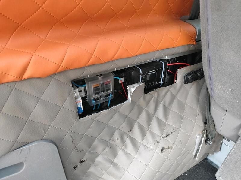 Gebraucht Hyundai H-1 170 PS (125 kW) 2011 Silber Van / Kleinbus