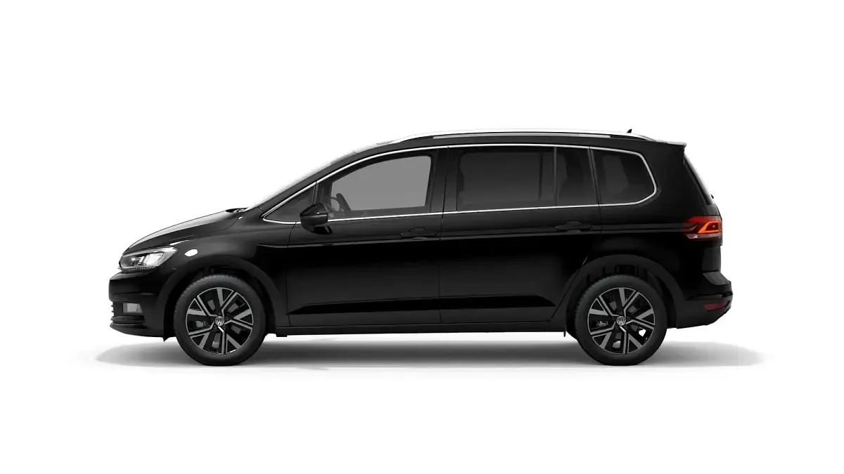 Gebraucht VW Touran Highline 150 PS (110 kW) 2020 Deep black perleffekt Van / Kleinbus