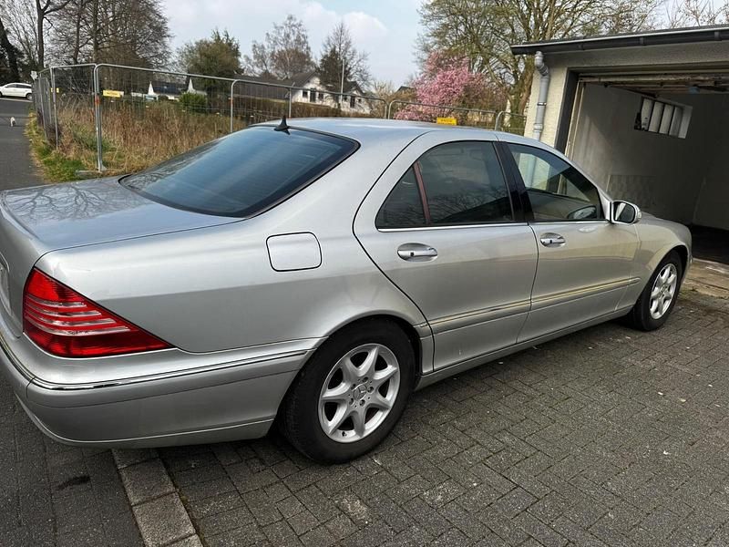 Gebraucht Mercedes S500 306 PS (225 kW) 2004 Silber Limousine