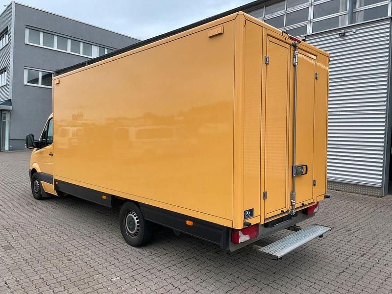 Używany Mercedes Sprinter 163 KM (119 kW) 2017 Żółty Van