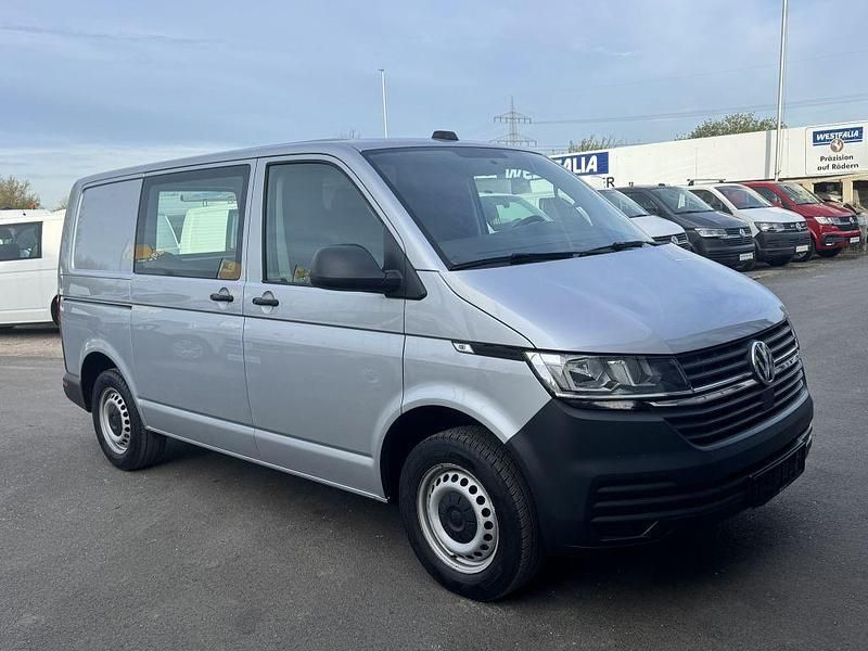Gebraucht VW Transporter 110 PS (80 kW) 2021 Reflexsilber Van