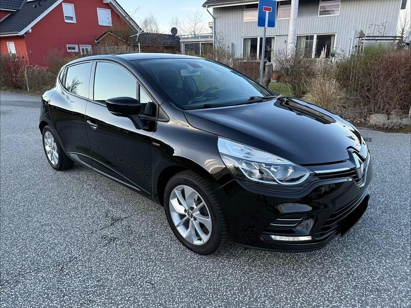 Gebraucht Renault Clio IV LIMITED 73 PS (53 kW) 2017 Schwarz Kleinwagen