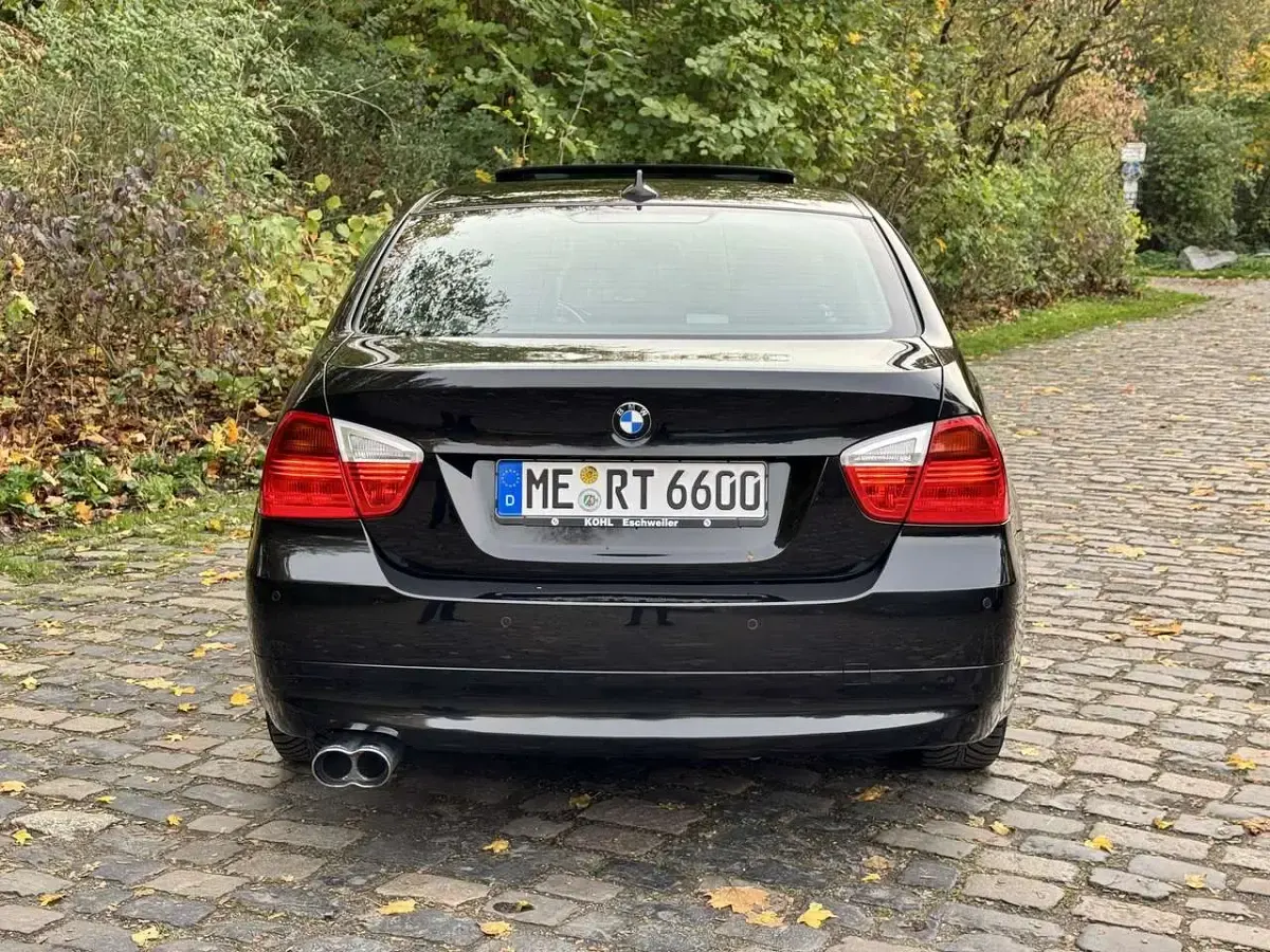 Gebraucht BMW 320 150 PS (110 kW) 2005 Limousine