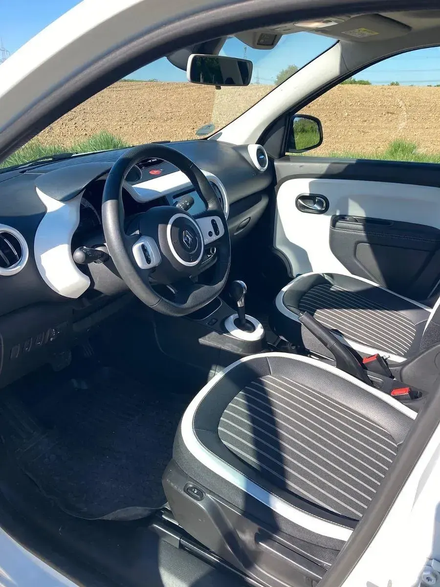 Gebraucht Renault Twingo Techno 60 kW (82 PS) 2022 Weiß Kleinwagen