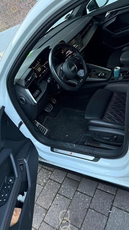 Gebraucht Audi A3 e-tron Sport 150 PS (110 kW) 2023 Weiß Kleinwagen