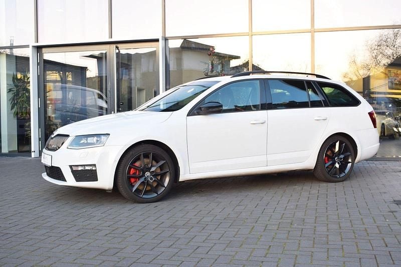 Gebraucht Skoda Octavia vRS 184 PS (135 kW) 2016 Weiß Kleinwagen
