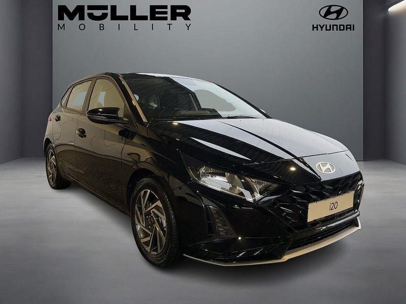 Gebraucht Hyundai i20 Trend 84 PS (61 kW) 2025 Schwarz Limousine