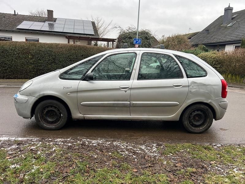 Gebraucht Citroën Xsara Picasso Comfort 109 PS (80 kW) 2006 Silber Van / Kleinbus